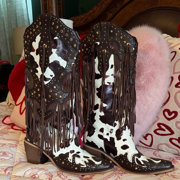 Wet Kiss Shoes - Wet Kiss Cowgirl Fringe Western Boots - Brown and White